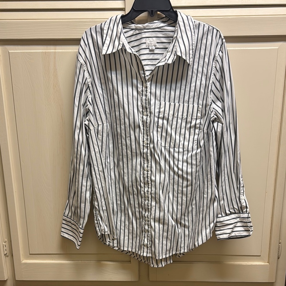 A New Day Black and White Casual Button Down Shirt